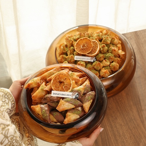 ماعون زجاجي الحلويات