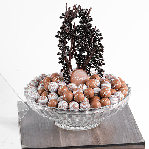 ماعون ماكاداميا بالهيل والشوكولا