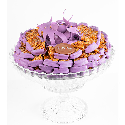 اللوز المقرمش بنفسجي