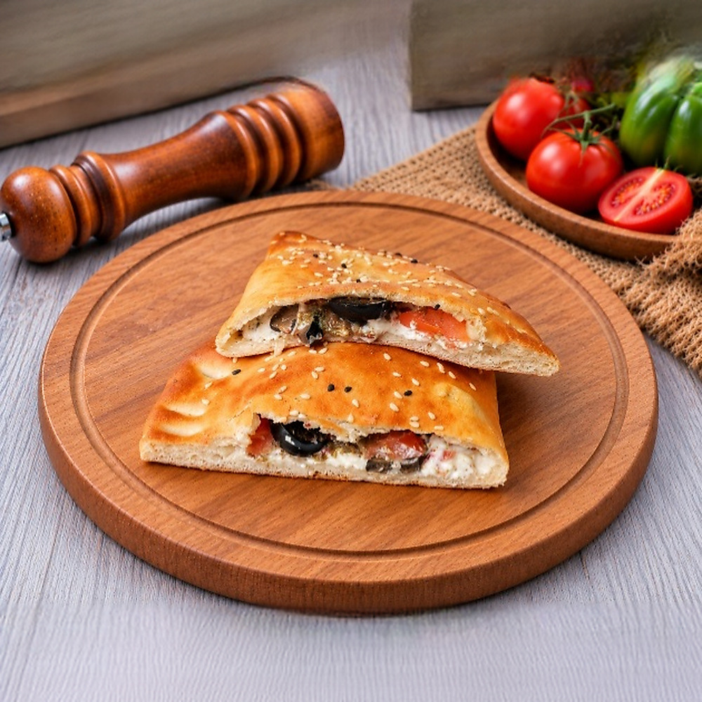 حلوم كامل