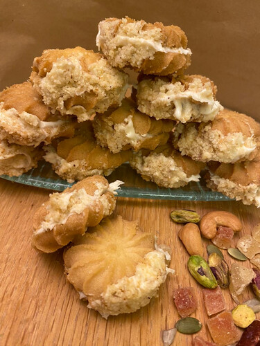 Bettifor With Hazelnuts