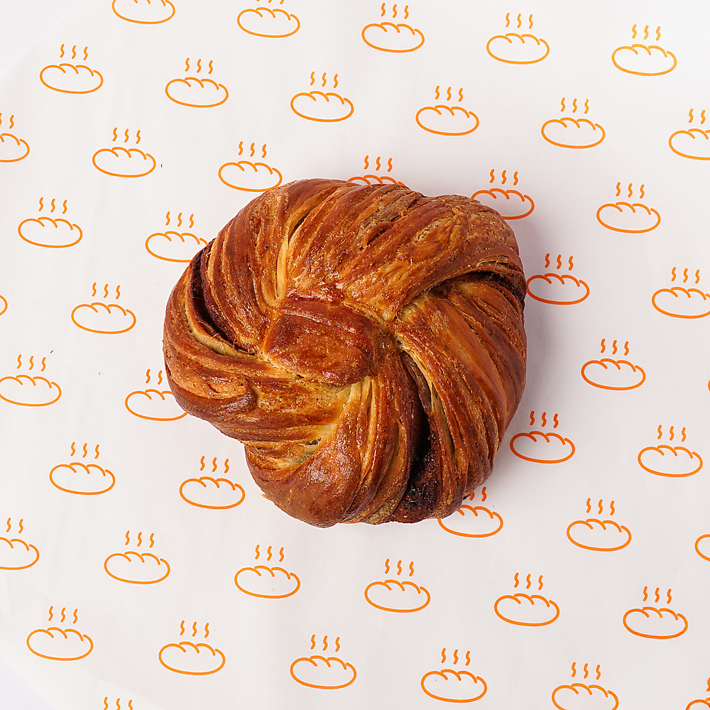 TDL Style Bun Cinnamon