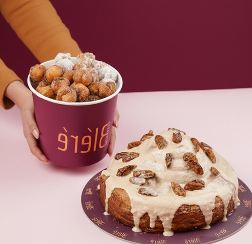 Blere cake + Big Blere Bucket