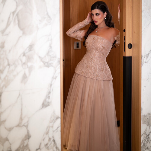 dantel pink