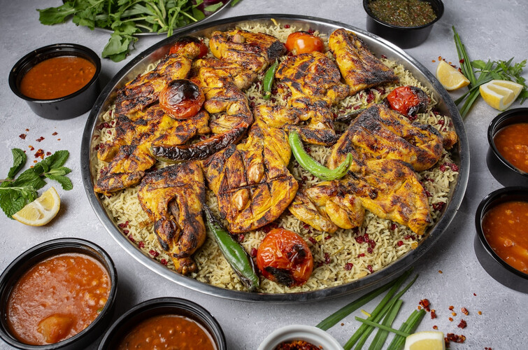 صينية عيش شبنت باجلا دجاج مشوي