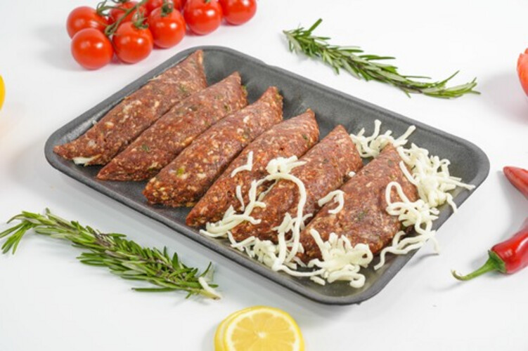 طبق كفتة لحم بالجبن