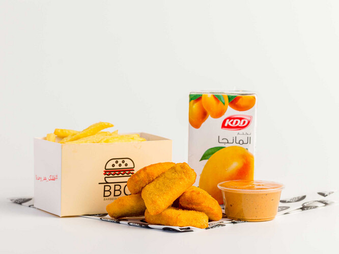 وجبه دجاج ناجتس