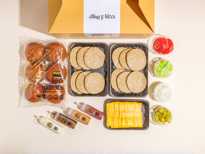 بوكس الدجاج  12 قطعة (سلايدر )