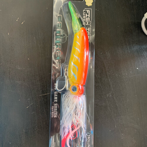 فيش إنس لورس مصبوغة