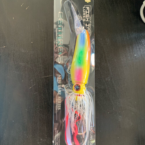 فيش إنس لورس مصبوغة