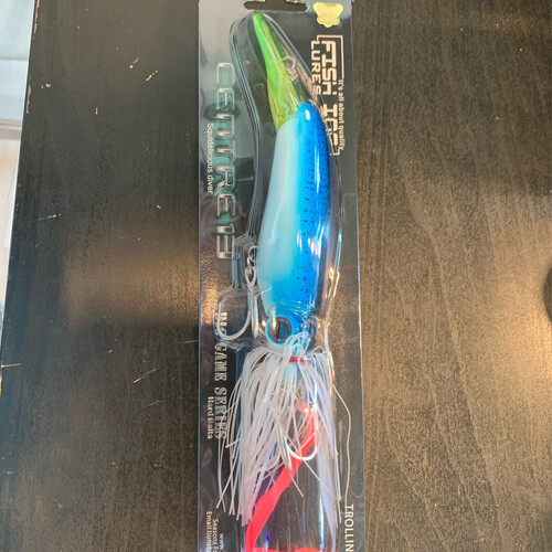 فيش إنس لورس مصبوغة