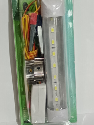 مفاتيح الإضاءة الصغيرة