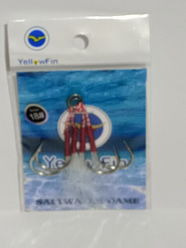 يلوفن ريد اسيست مكس