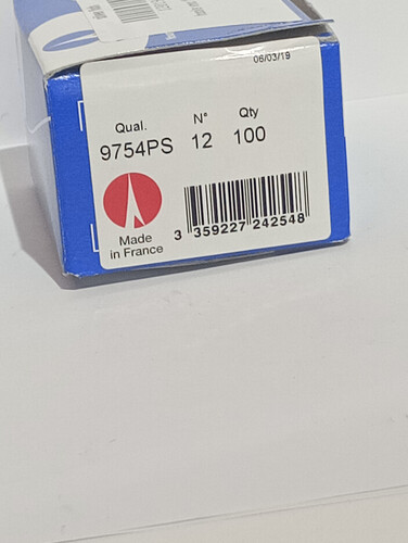 هوك في إم سي 12