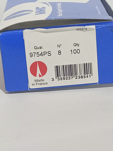 هوك في إم سي 8