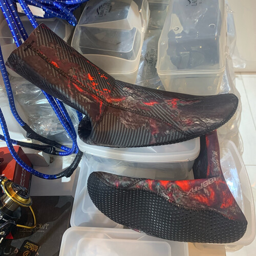 جوارب لابراكس ماجما 3 ملم L