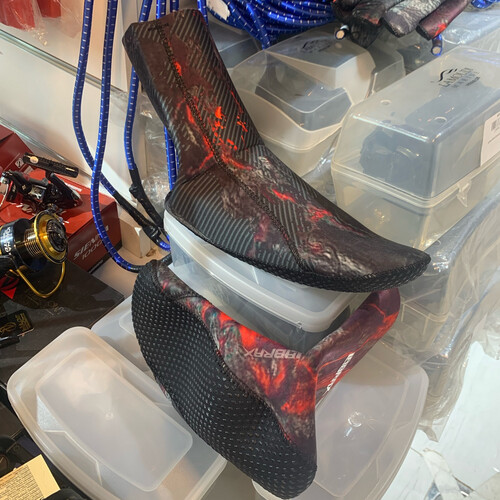 جوارب لابراكس ماجما 3 ملم L