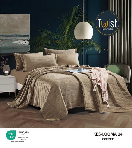 LOOMA -BEDSPREAD