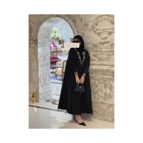 عباية ستان ملبسه تور (شك)