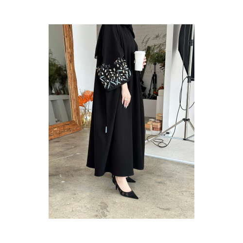 تطريز ازرق
