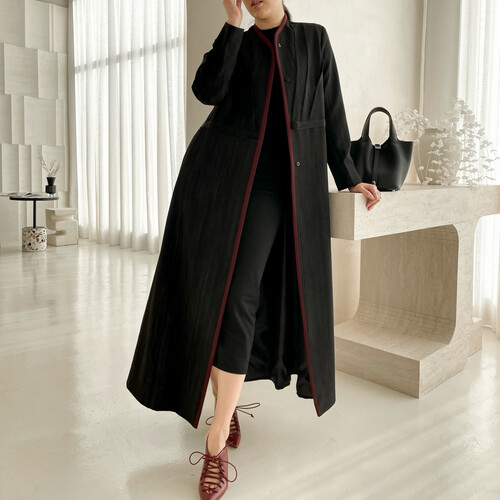 maroon line- black