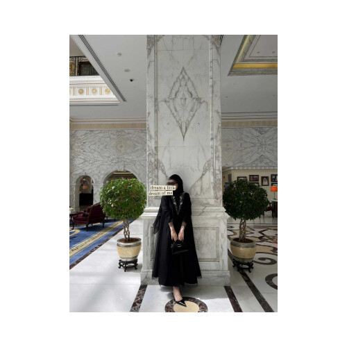 عباية ستان ملبسه تور (شك)