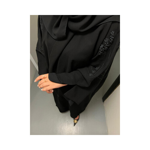 تطريز هاند ميد اسود قصه قطري