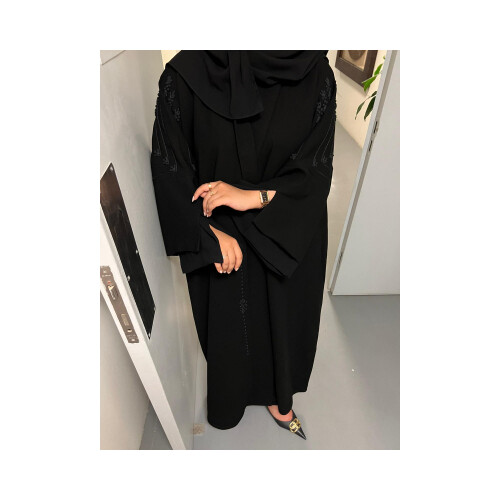 تطريز هاند ميد اسود قصه قطري