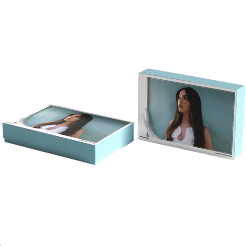 MADISON BEER - CD AND TSHIRT BOX