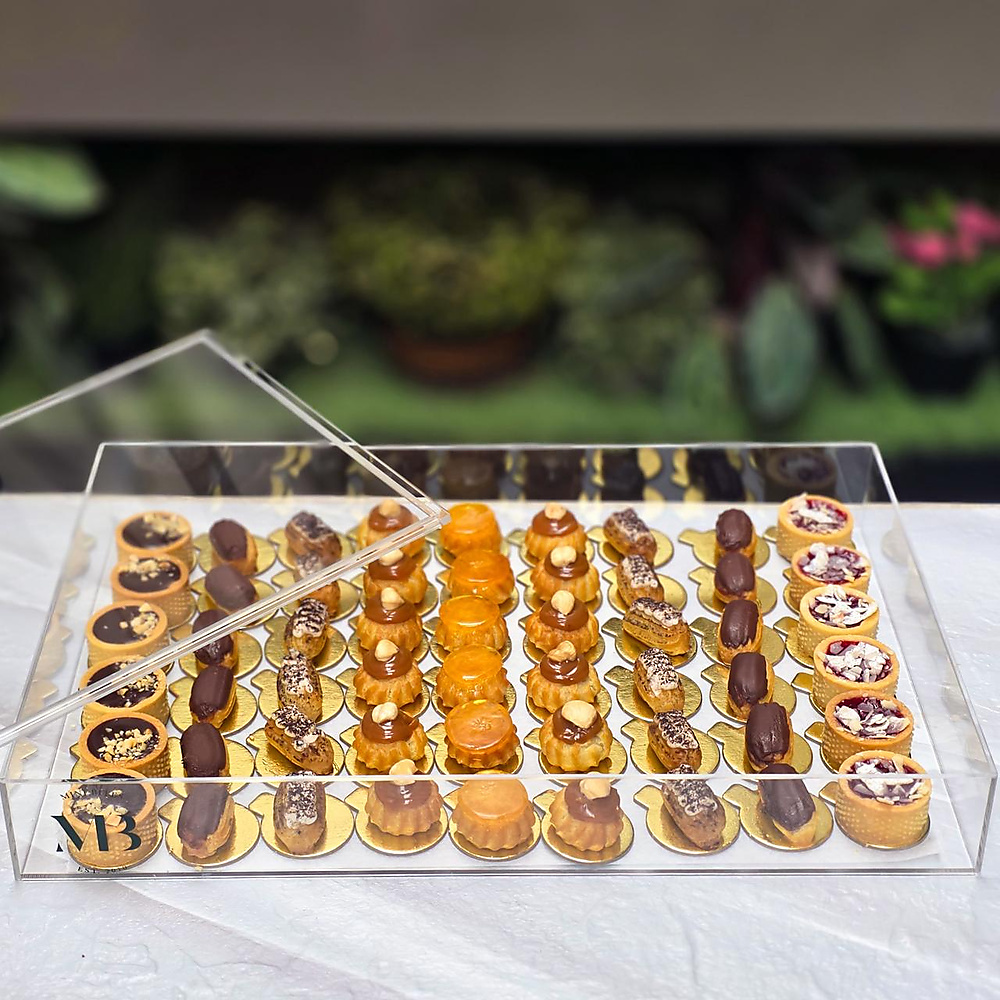 Acrylic dessert plate, 54 pieces