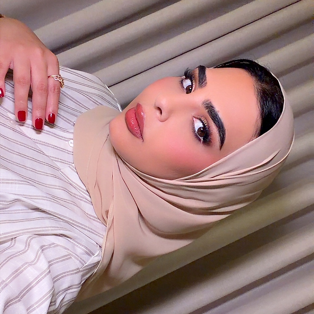 beige  shella