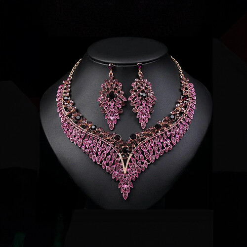 طقم مادونا البنفسج