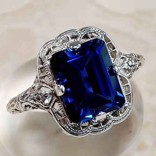 خاتم حجر ويلز والذهب الأبيض 30جم