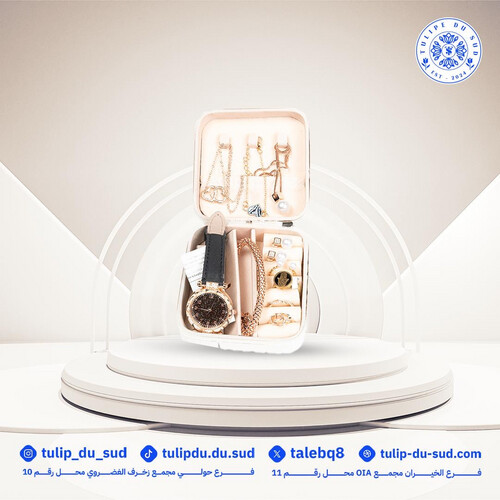 أفخم الأطقم التي تناسب جميع الأذواق مدمجة بعلبة فاخرة من الجلد  وصغيرة الحجم