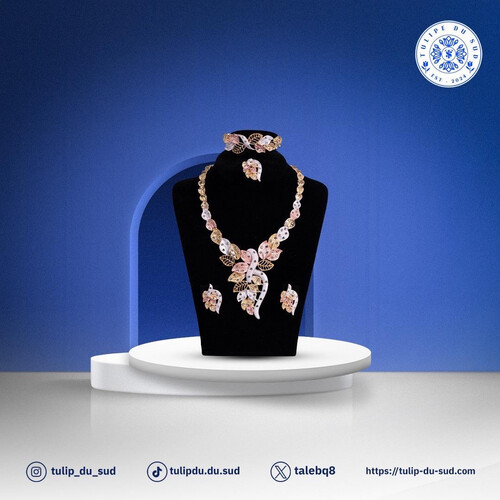 اطقم نسائية