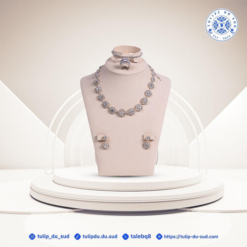 اطقم نسائية