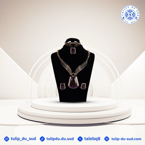 اطقم نسائية