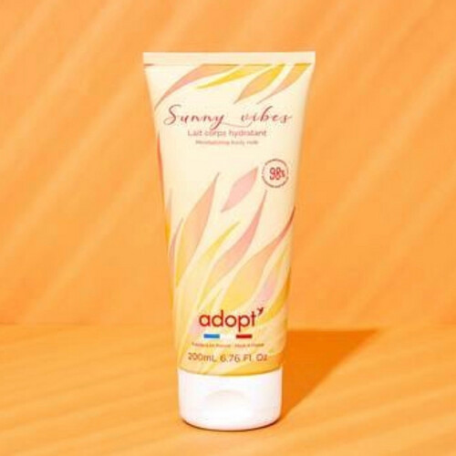 كريم مرطب لليدين والأظافر جمال ونعومة