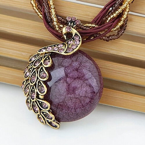 عقد أرض الطاووس