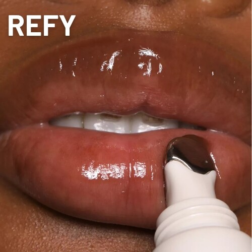 ملمع شفاه شديد اللمعان مع جميع فوائد بلسم سيبيا