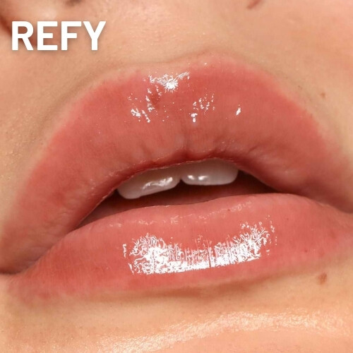 ملمع شفاه شديد اللمعان مع جميع فوائد البلسم باللون الرمادي الداكن