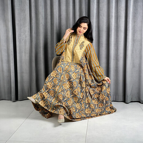 Elegant dress made of cool cotton.