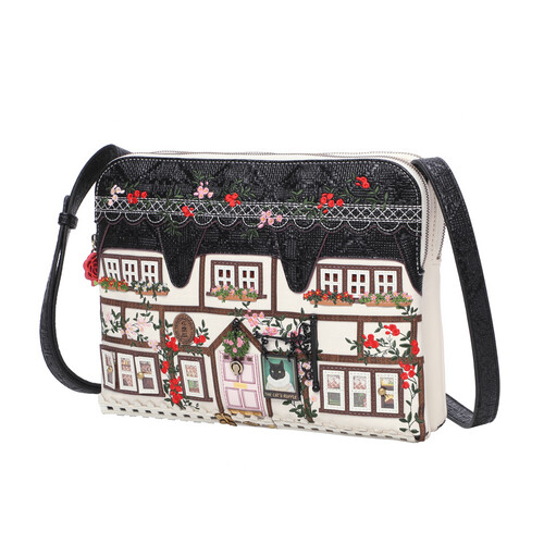 THE CATS RUFFLE BELLA