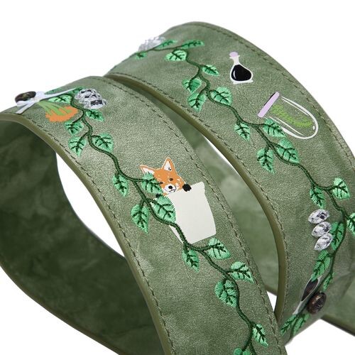 حزام كتف عريض من عالم النبات