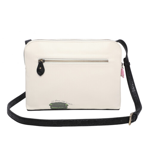 THE CATS RUFFLE BELLA