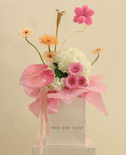 Blush & Bloom