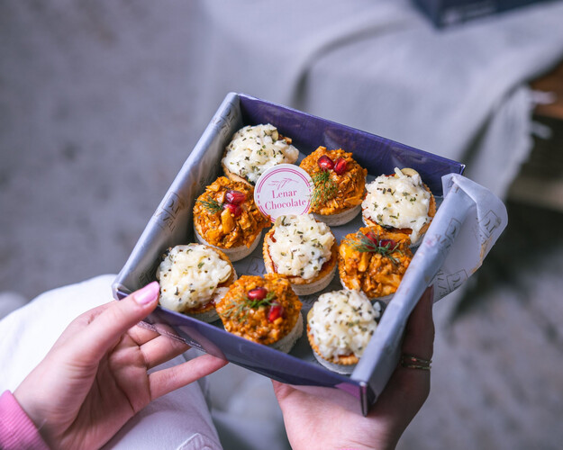 small fatyer Mushroom And Pizza