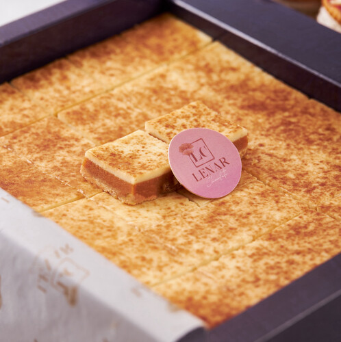 full Nescafe fatyer mashroom pizza