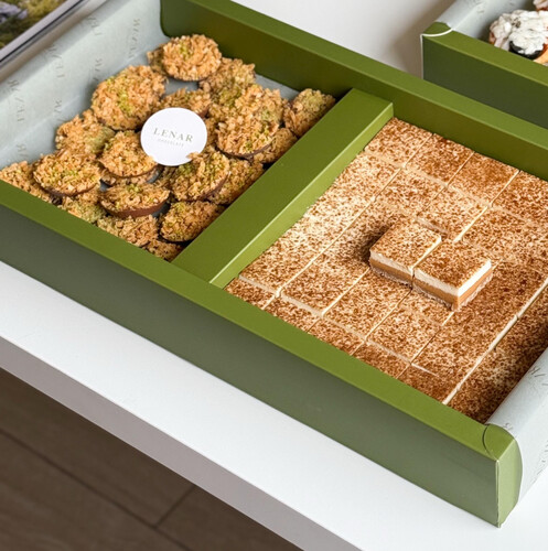 mix Nescafe and baqlwa