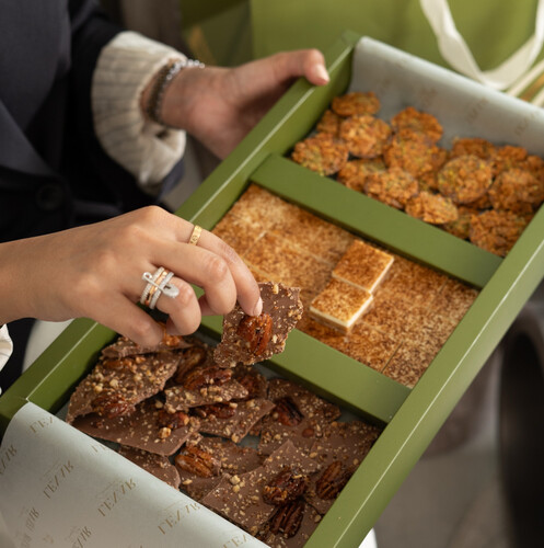 becan , Nescafe, baqlawa